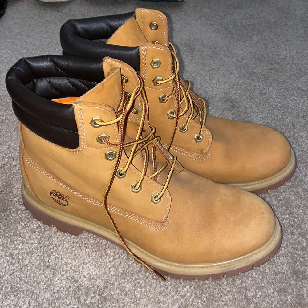 Womens 10 Timberland boots
